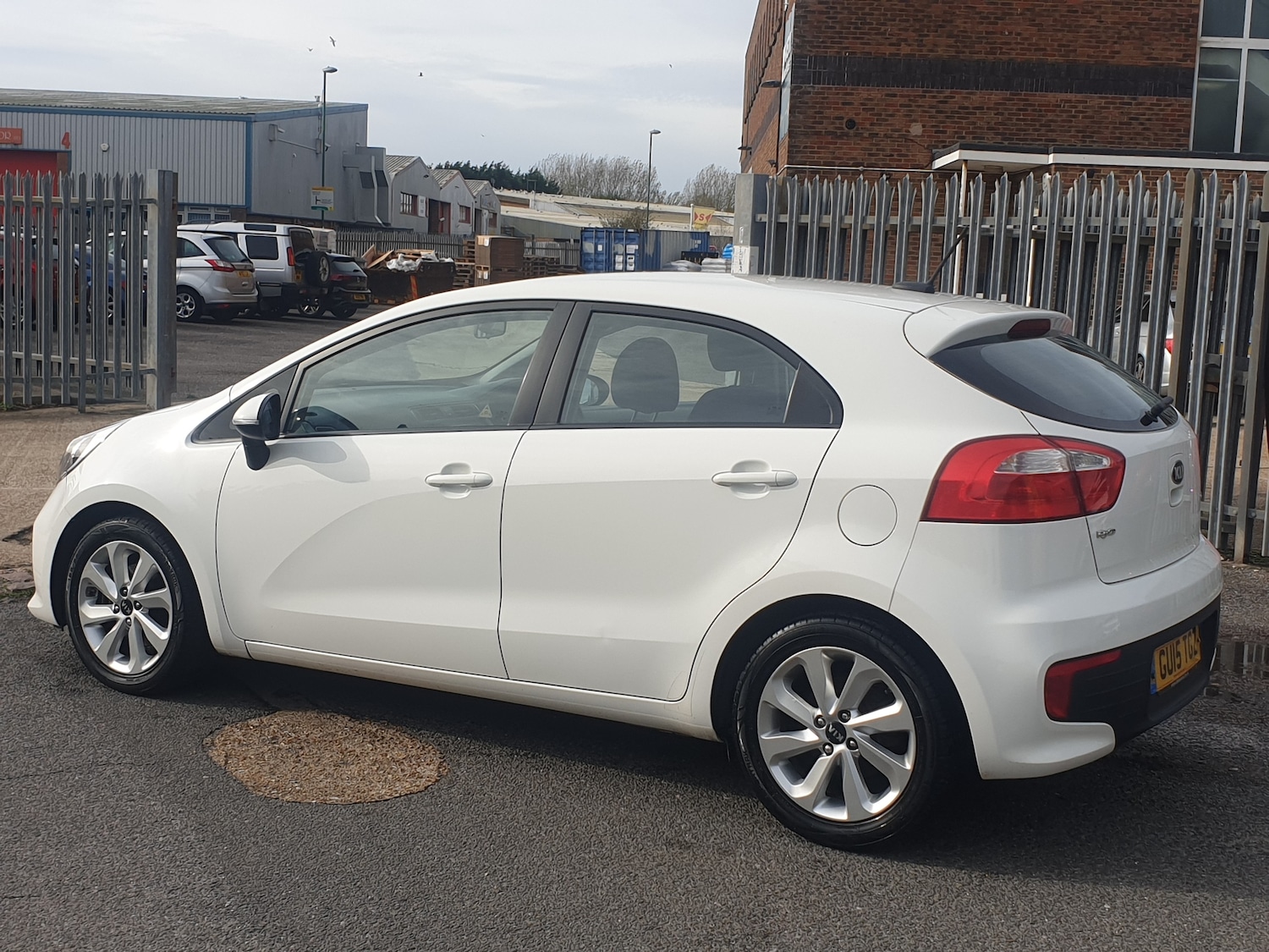 Used Kia Rio 2015 for sale - 76391918: Photo 5