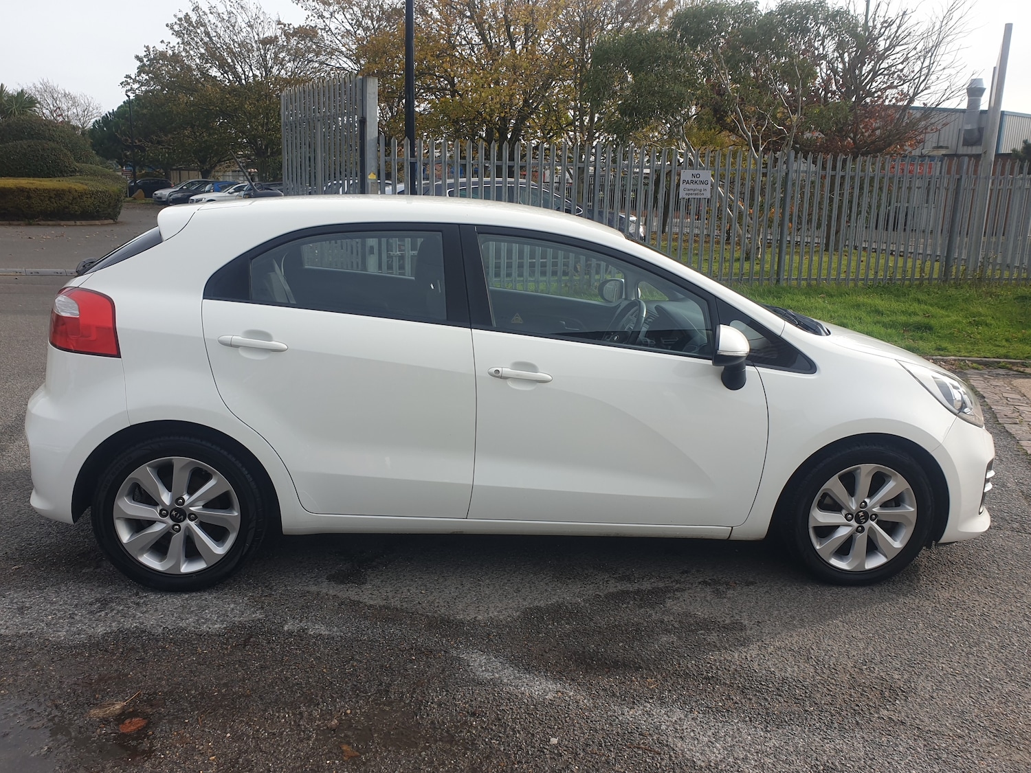 Used Kia Rio 2015 for sale - 76391918: Photo 8