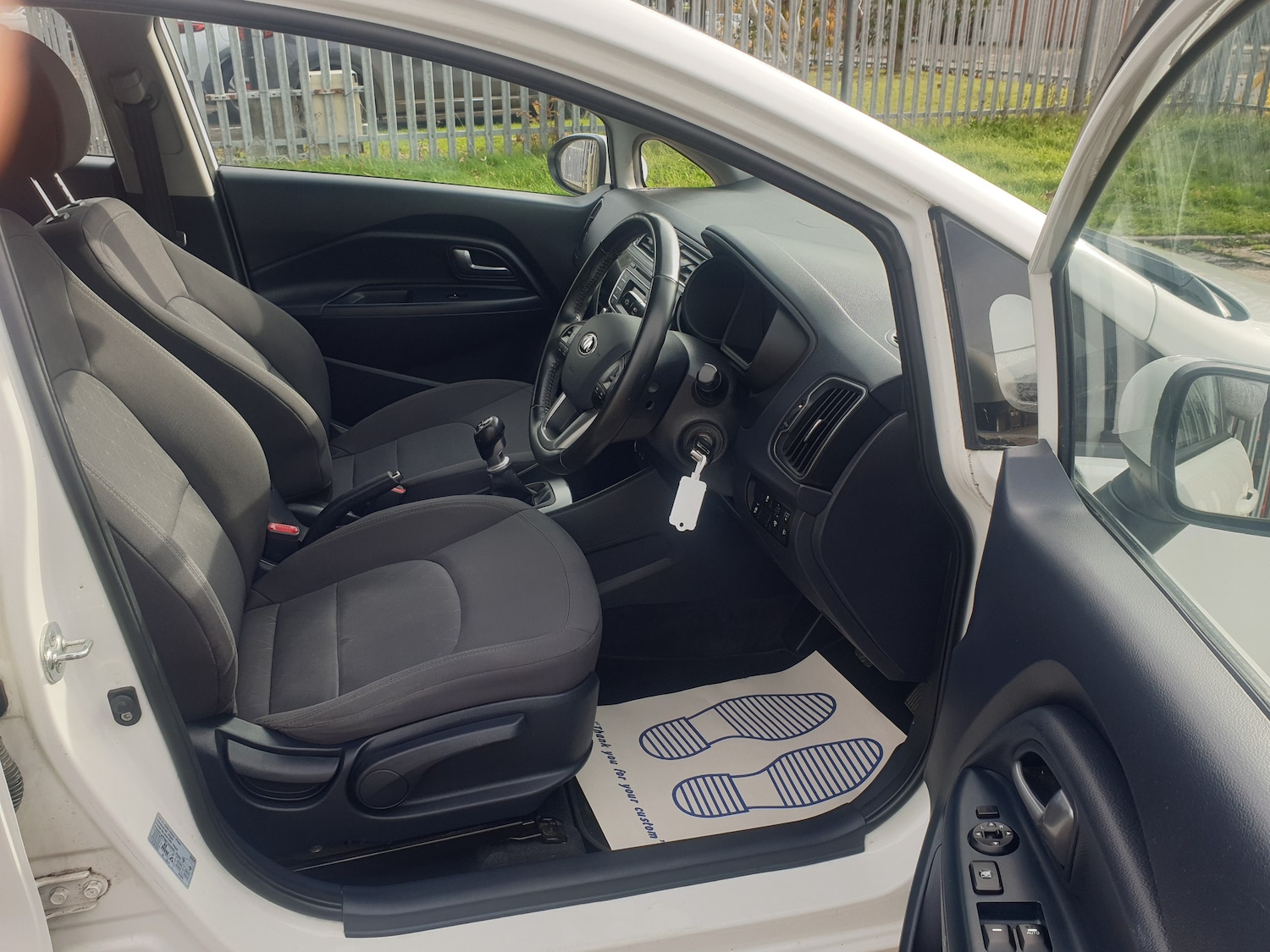 Used Kia Rio 2015 for sale - 76391918: Photo 9