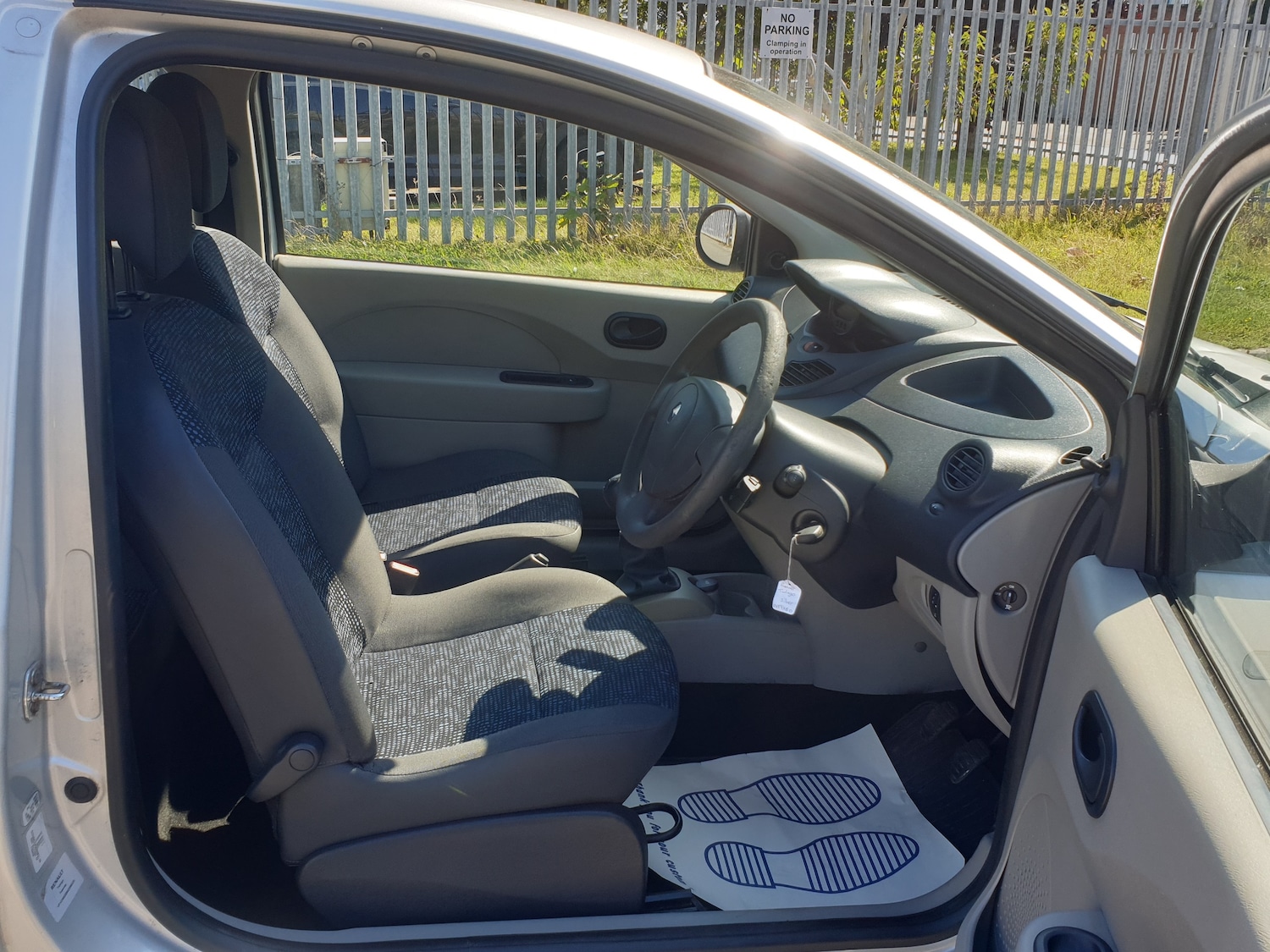 Used Renault Twingo 2010 for sale - 77336915: Photo 9