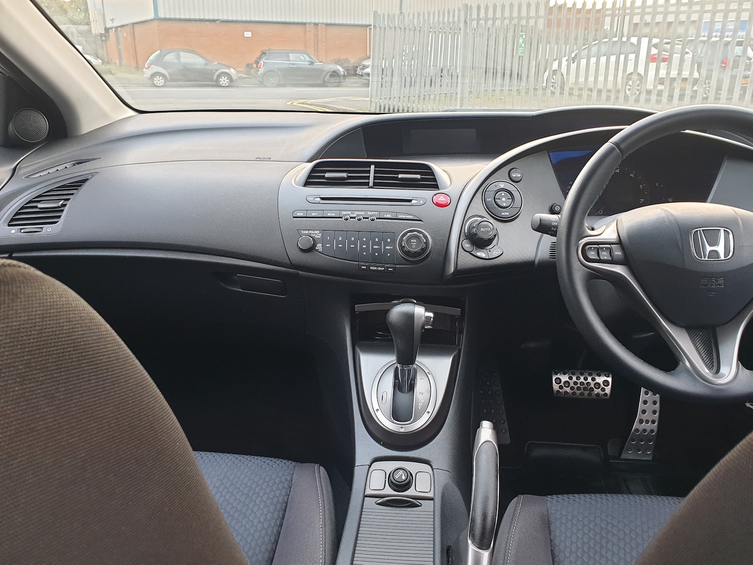 Used Honda Civic 2010 for sale - 76616873: Photo 12