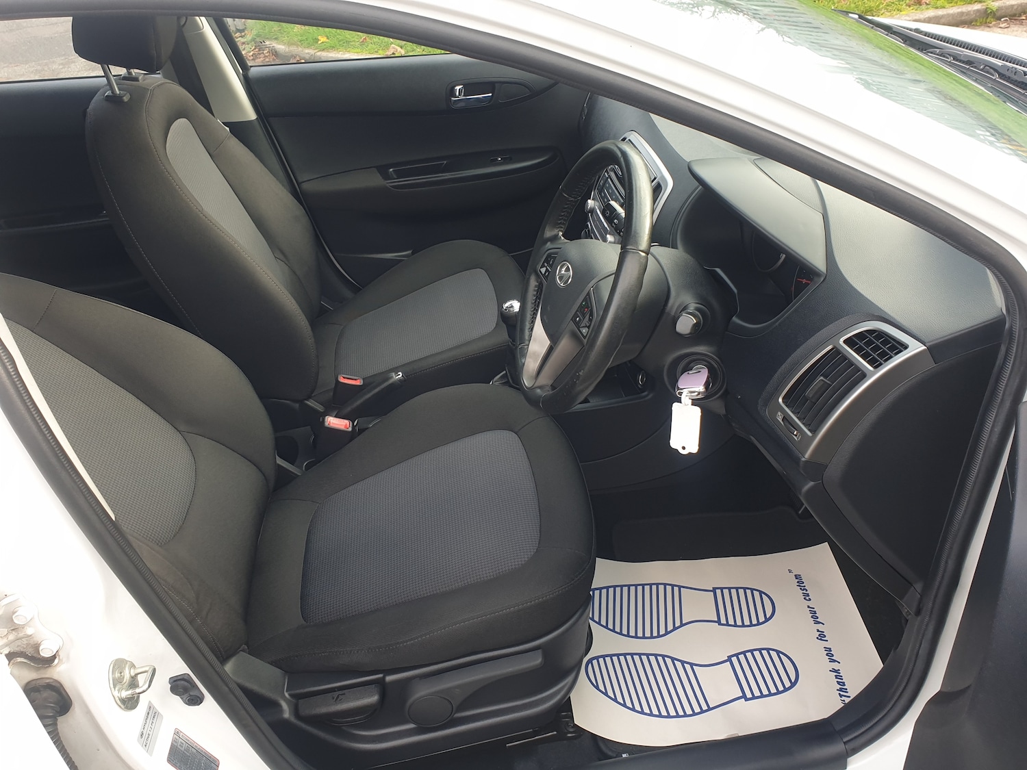 Used Hyundai i20 2014 for sale - 76480782: Photo 11