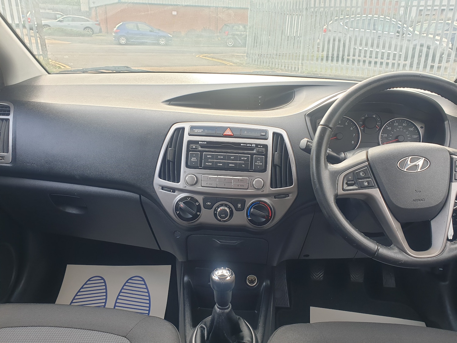 Used Hyundai i20 2014 for sale - 76480782: Photo 13