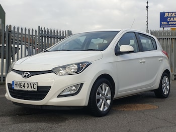 Used Hyundai i20 2014 for sale - 76480782: Photo