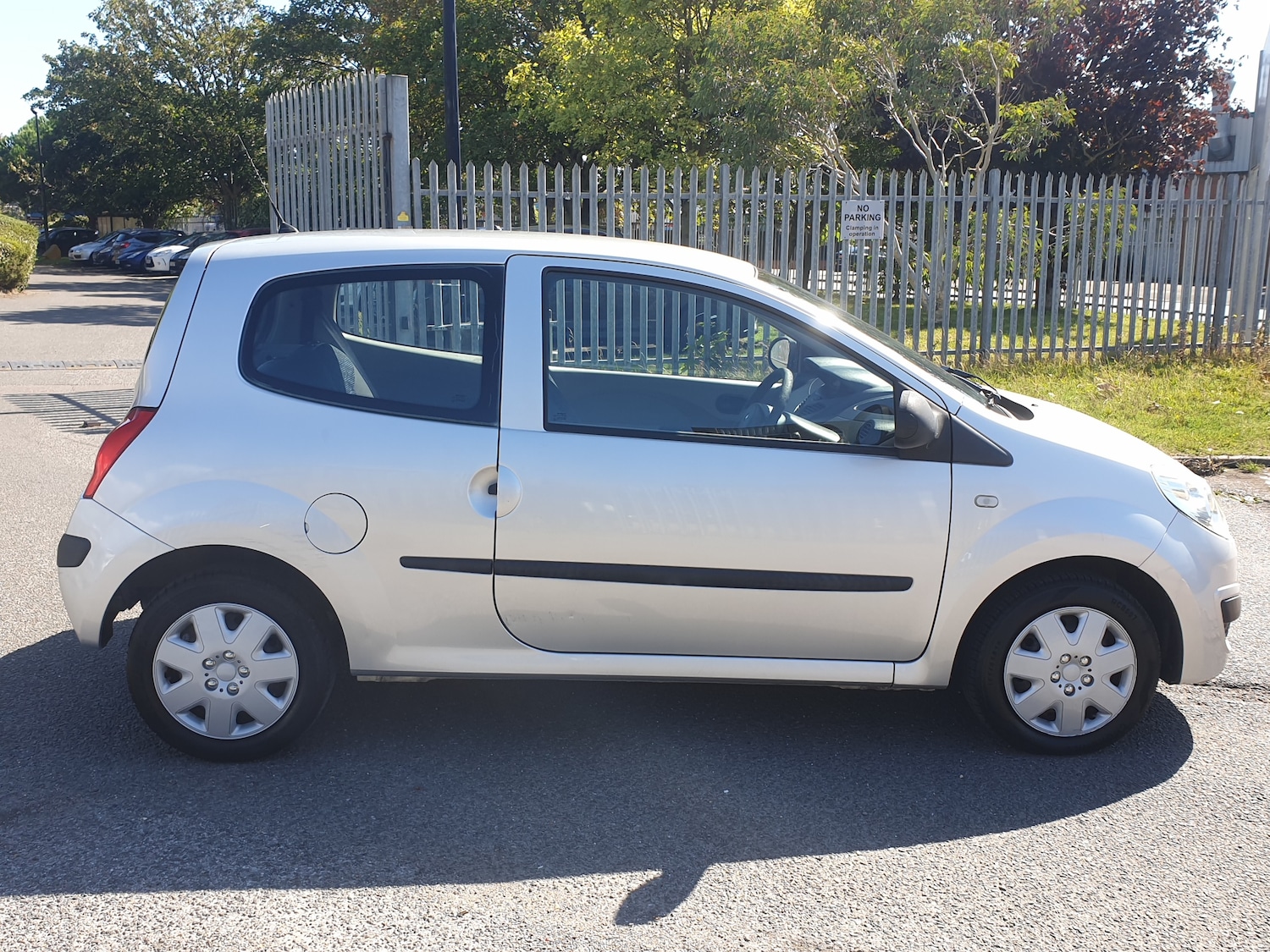 Used Renault Twingo 2010 for sale - 76934241: Photo 8