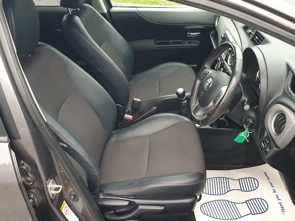 Used Toyota Yaris 2012 for sale - 76273773: Photo 10
