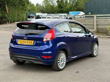 Used Ford Fiesta 2017 for sale - 75147517: Photo