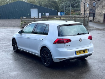 Used Volkswagen Golf 2015 for sale - 75481540: Photo