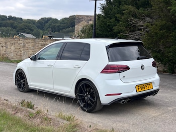 Used Volkswagen Golf 2019 for sale - 75577019: Photo