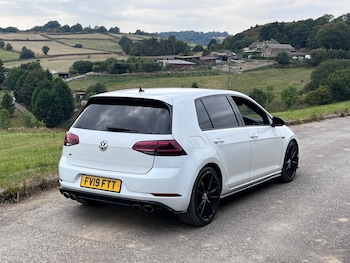 Used Volkswagen Golf 2019 for sale - 75577019: Photo