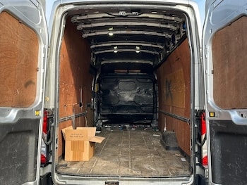 Used Ford Transit 2018 for sale - 75148143: Photo