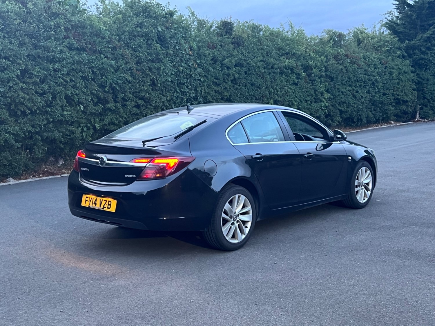 Vauxhall Insignia 2014 (14) - 2.0 CDTi ecoFLEX Elite Nav 5dr [Start Stop] - Image 4