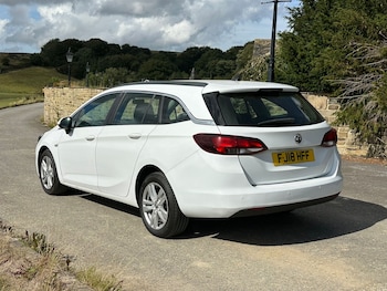Used Vauxhall Astra 2018 for sale - 75691774: Photo