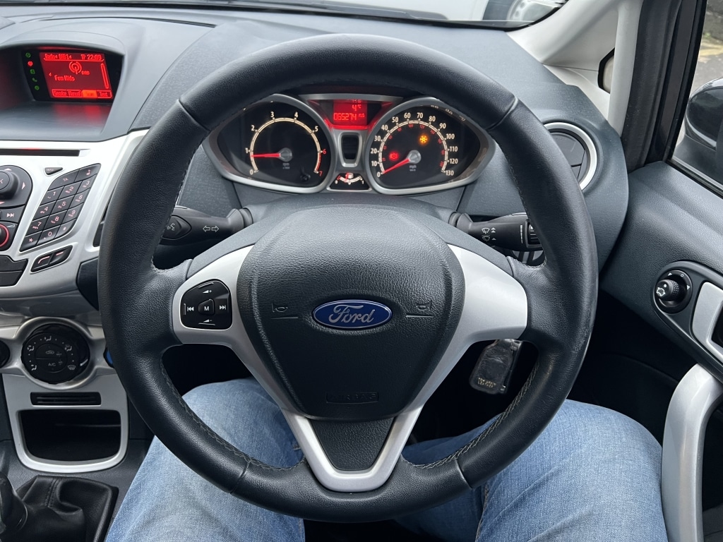 Used Ford Fiesta 2011 for sale - 77329421: Photo 31