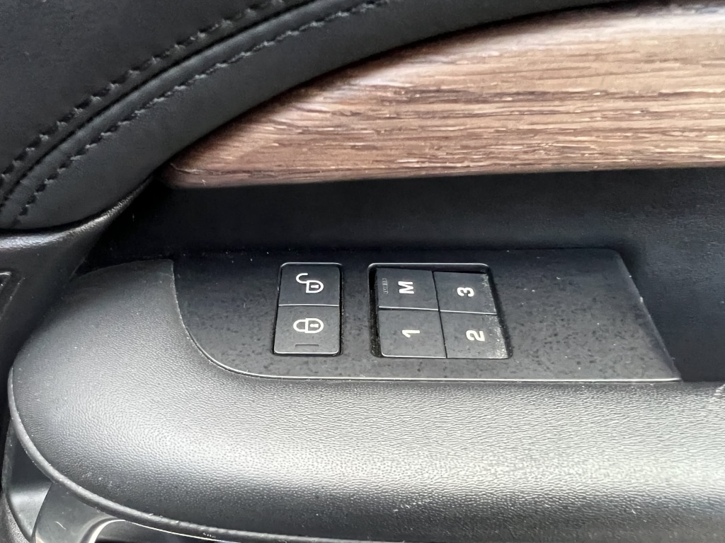 Used Land Rover Discovery 2017 for sale - 77370926: Photo 29