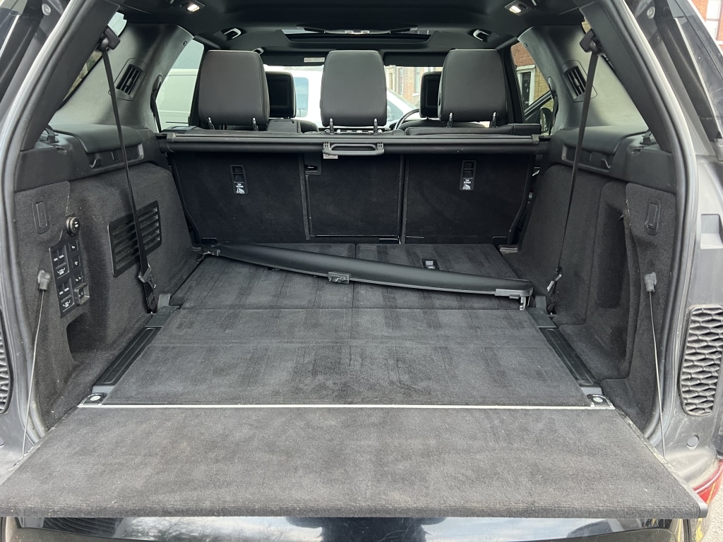 Used Land Rover Discovery 2017 for sale - 77370926: Photo 33