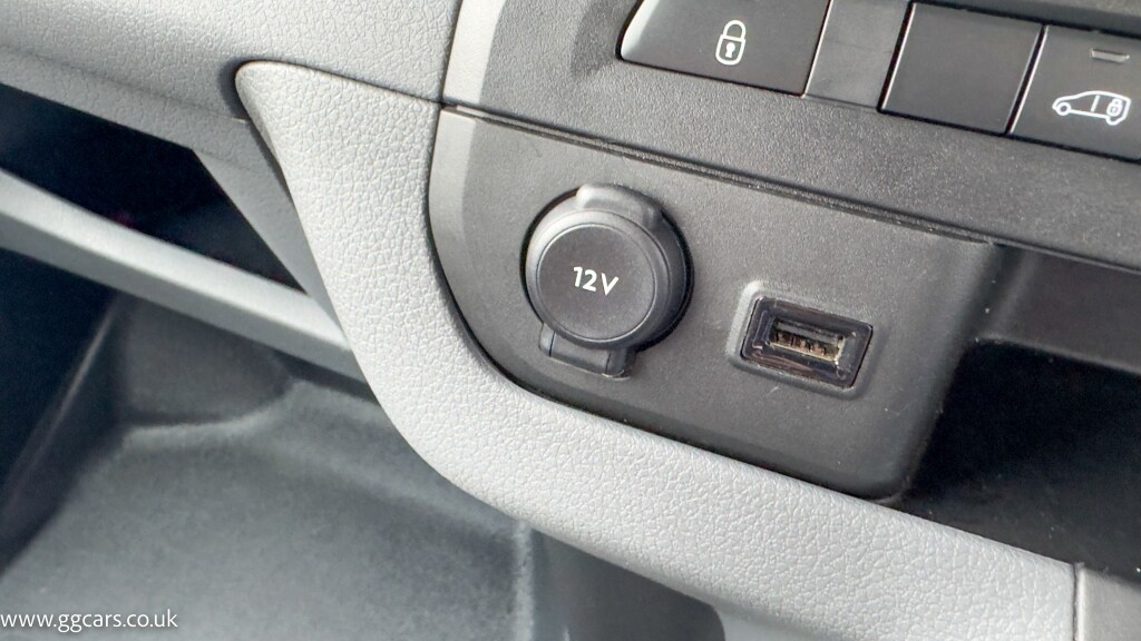 Used Vauxhall Vivaro 2022 for sale - 74906860: Photo 61