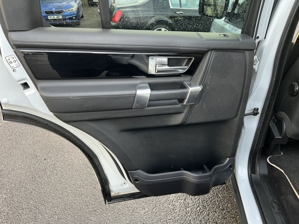 Used Land Rover Discovery 2016 for sale - 76375070: Photo 28