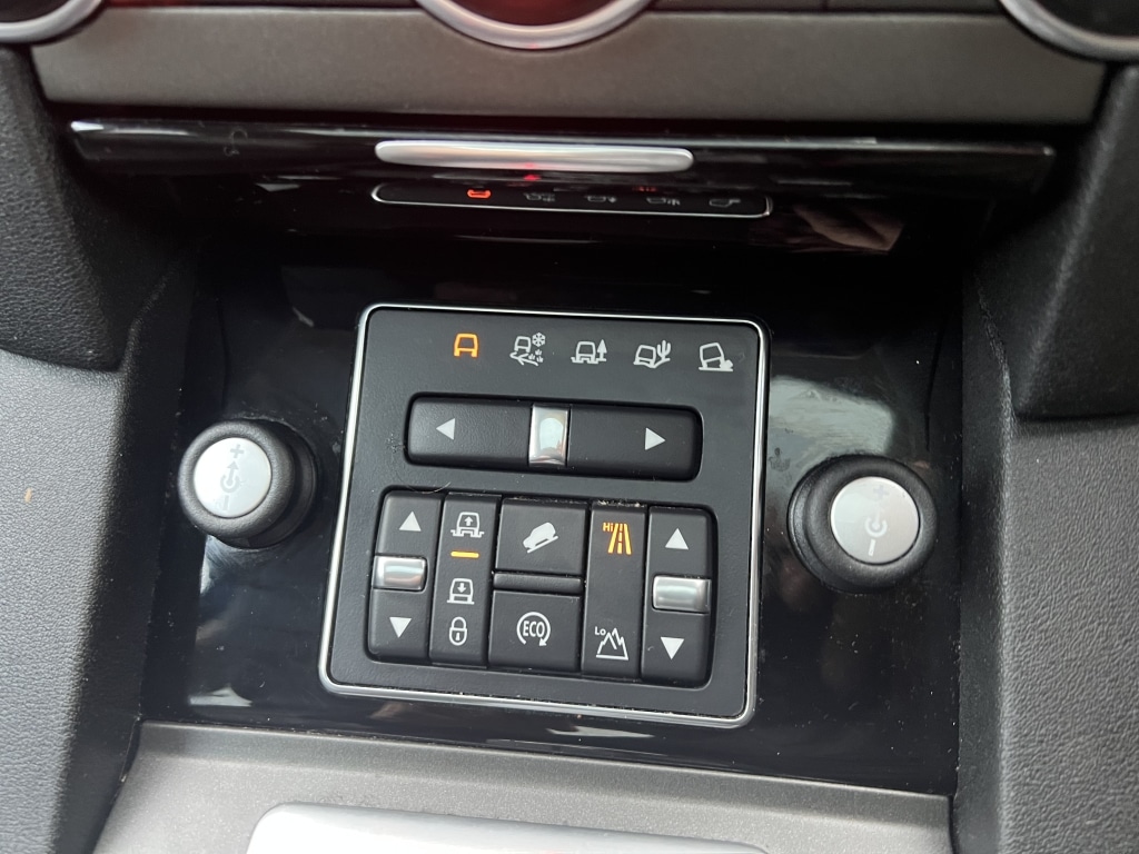 Used Land Rover Discovery 2016 for sale - 76663844: Photo 40