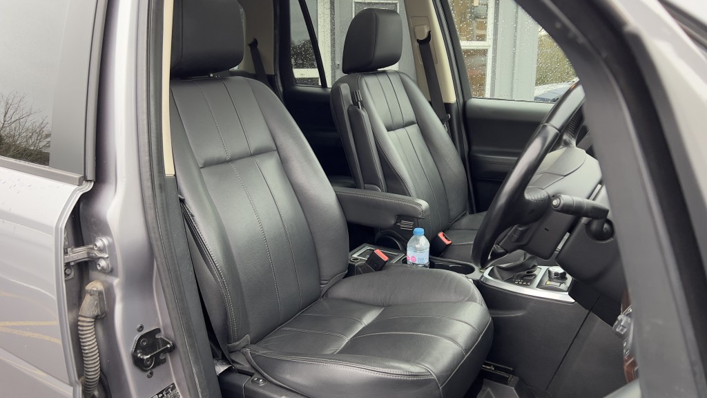 Used Land Rover Freelander 2011 for sale - 76058287: Photo 2