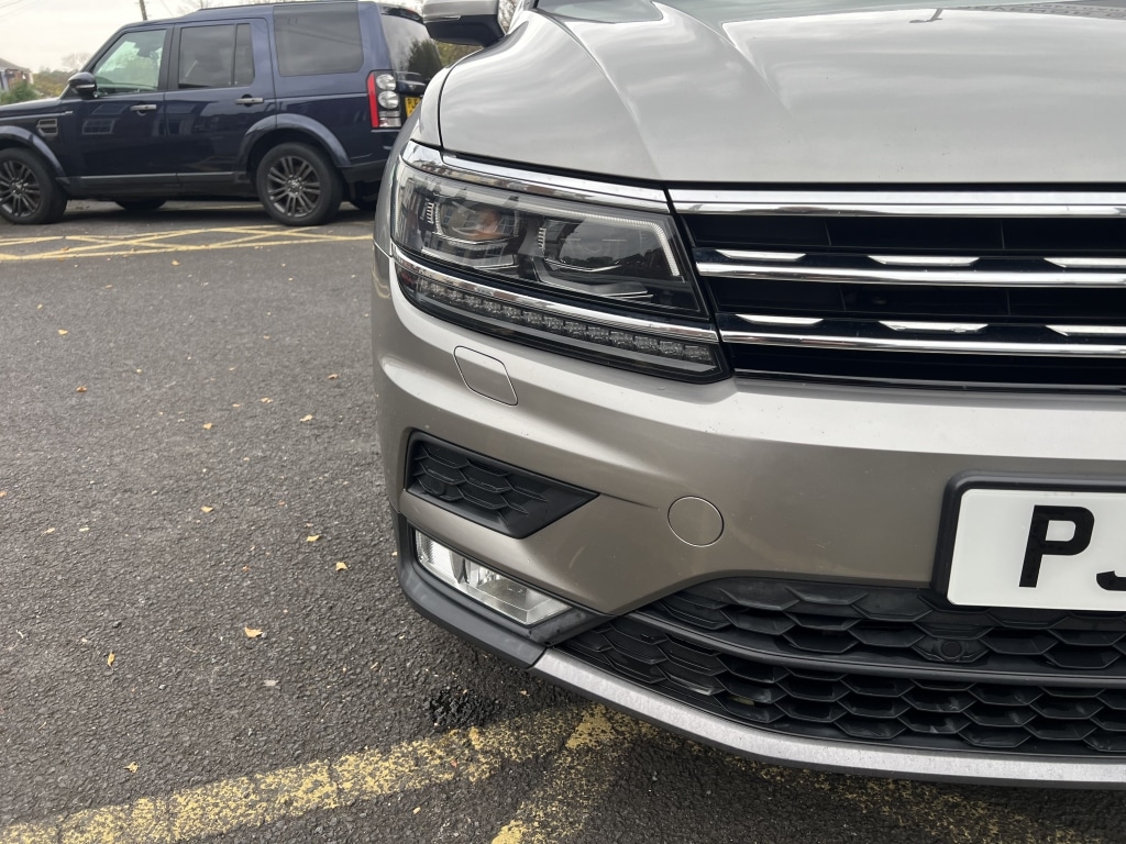 Used Volkswagen Tiguan 2017 for sale - 76301210: Photo 10