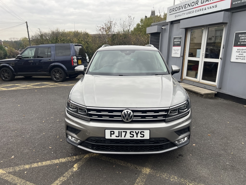 Used Volkswagen Tiguan 2017 for sale - 76301210: Photo 2
