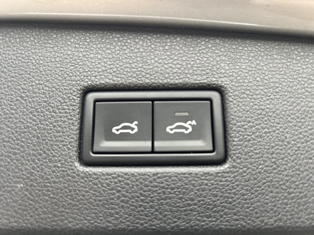 Used Volkswagen Tiguan 2017 for sale - 76301210: Photo 29