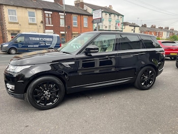 Used Land Rover Range Rover Sport 2015 for sale - 79265227: Photo