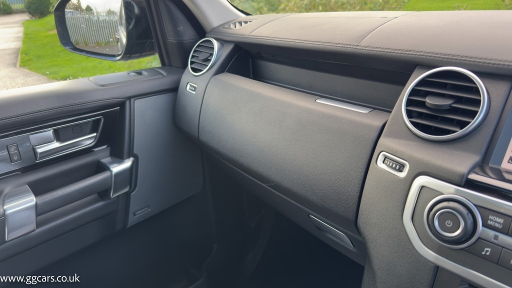 Used Land Rover Discovery 2015 for sale - 75690748: Photo 57