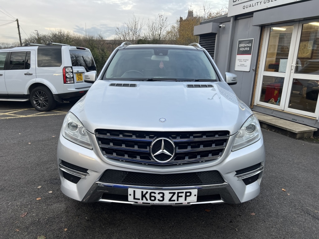 Used Mercedes-Benz M Class 2013 for sale - 76663846: Photo 2