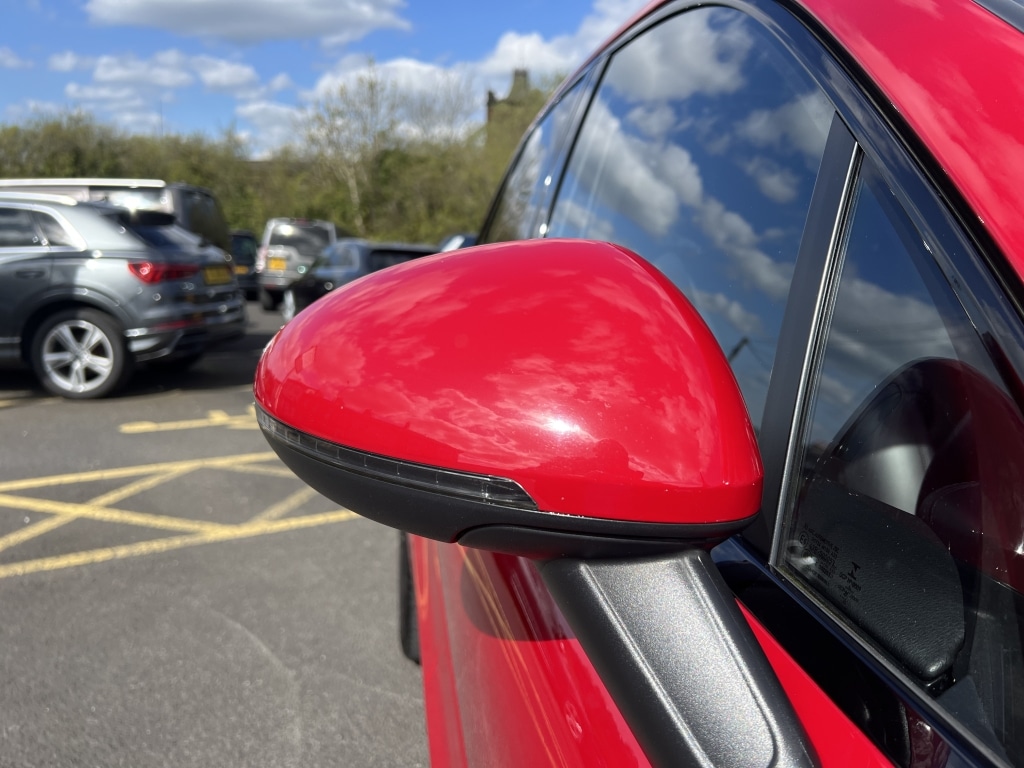 Used Porsche Macan 2020 for sale - 78202305: Photo 11