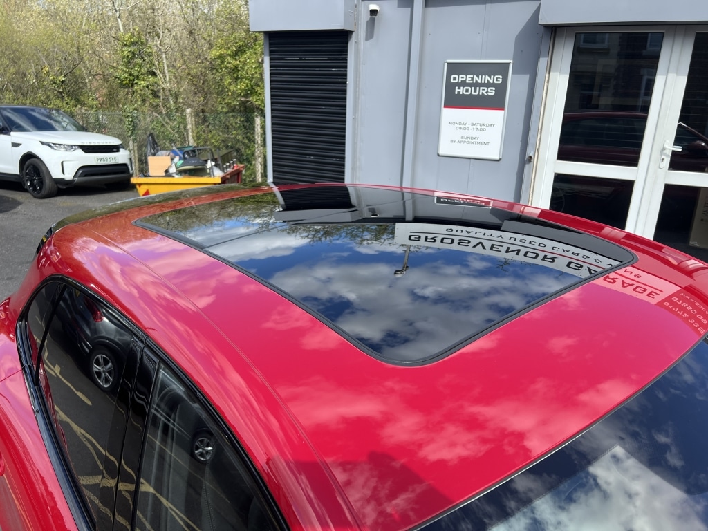 Used Porsche Macan 2020 for sale - 78202305: Photo 13