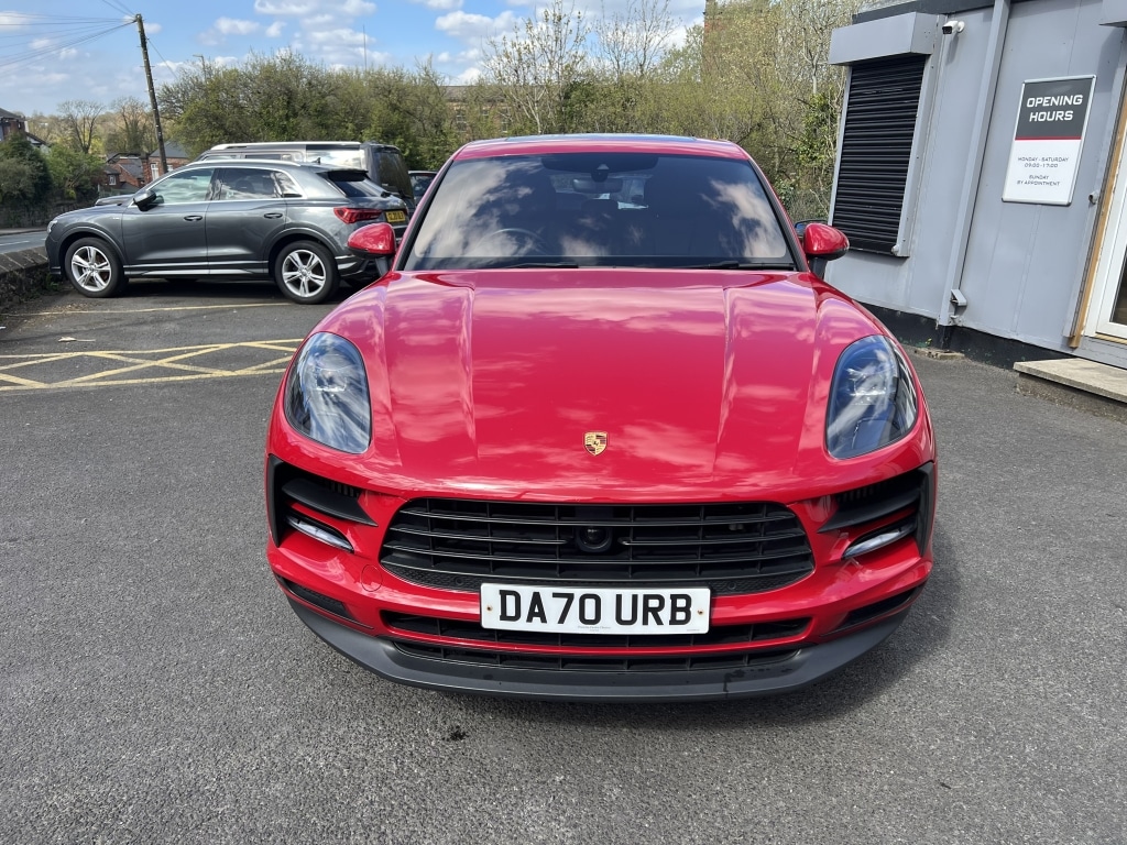 Used Porsche Macan 2020 for sale - 78202305: Photo 2