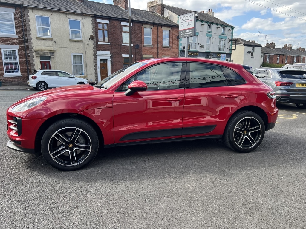 Used Porsche Macan 2020 for sale - 78202305: Photo 4