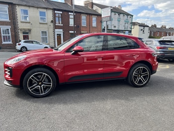 Used Porsche Macan 2020 for sale - 78202305: Photo