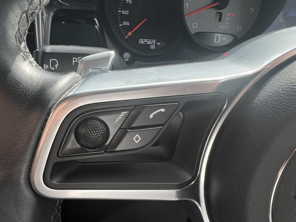 Used Porsche Macan 2020 for sale - 78202305: Photo 56