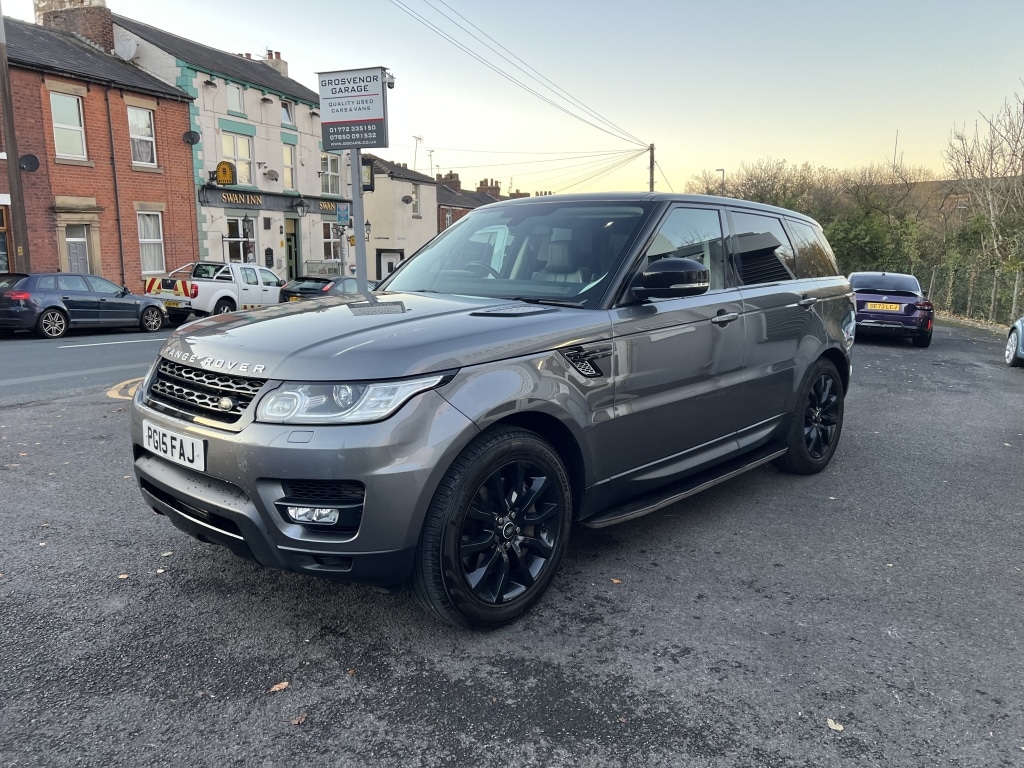 Used Land Rover Range Rover Sport 2015 for sale - 76618857: Photo 3