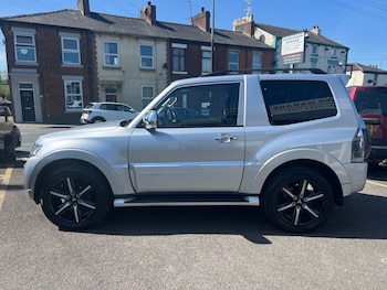 Used Mitsubishi Shogun 2016 for sale - 78349682: Photo