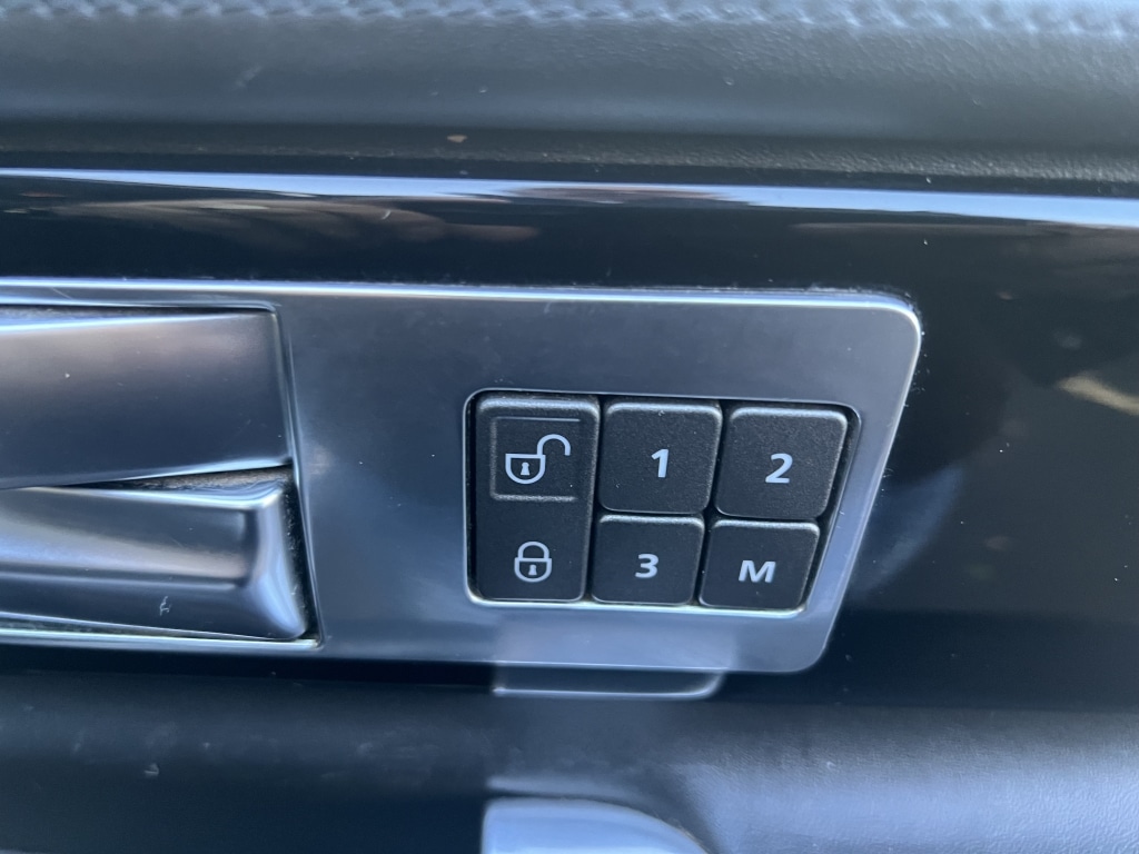 Used Land Rover Discovery 2016 for sale - 76764066: Photo 32