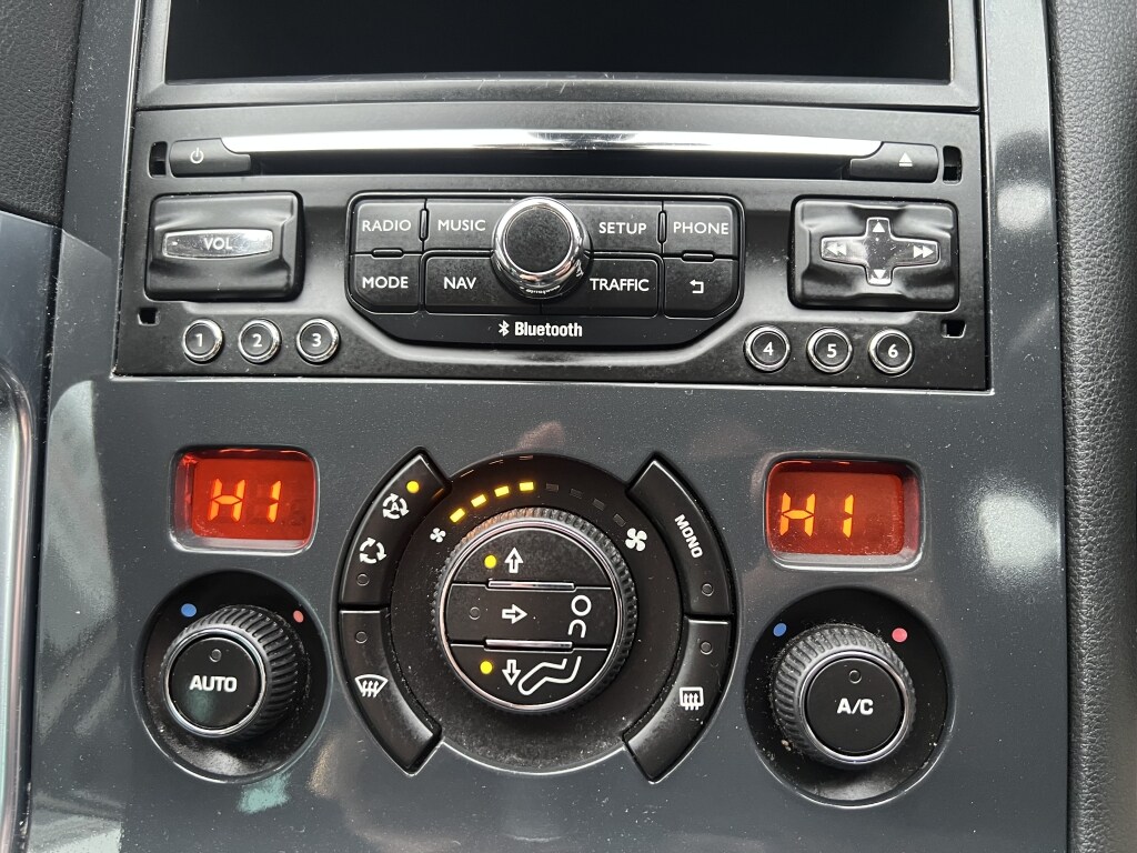 Used Peugeot 3008 2016 for sale - 77438636: Photo 30