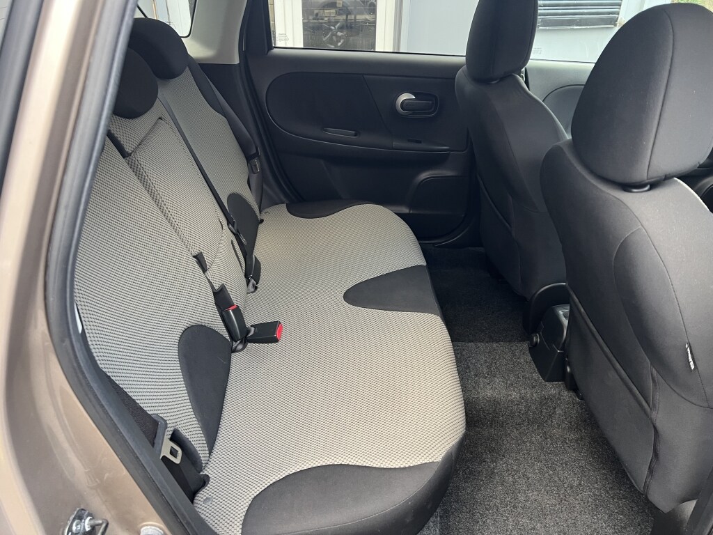 Used Nissan Note 2010 for sale - 77370933: Photo 13