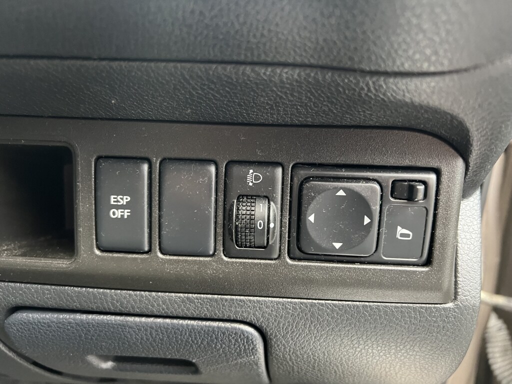 Used Nissan Note 2010 for sale - 77370933: Photo 16