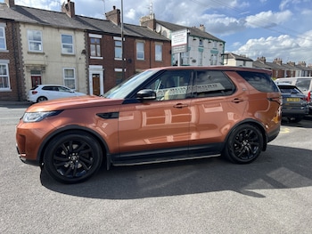 Used Land Rover Discovery 2017 for sale - 78229808: Photo