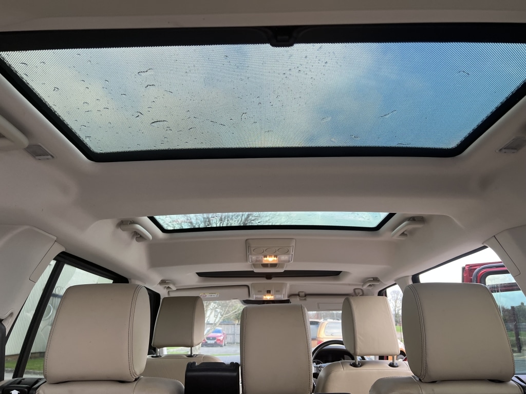 Used Land Rover Discovery 2015 for sale - 77028294: Photo 16