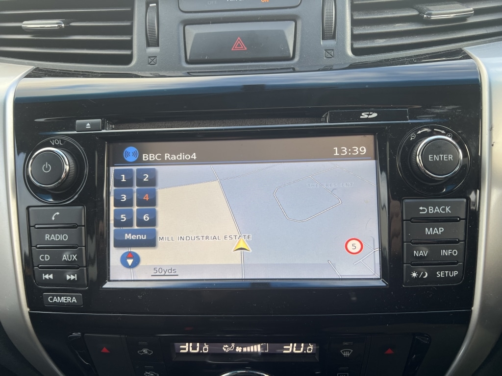 Used Nissan Navara 2017 for sale - 77028290: Photo 32