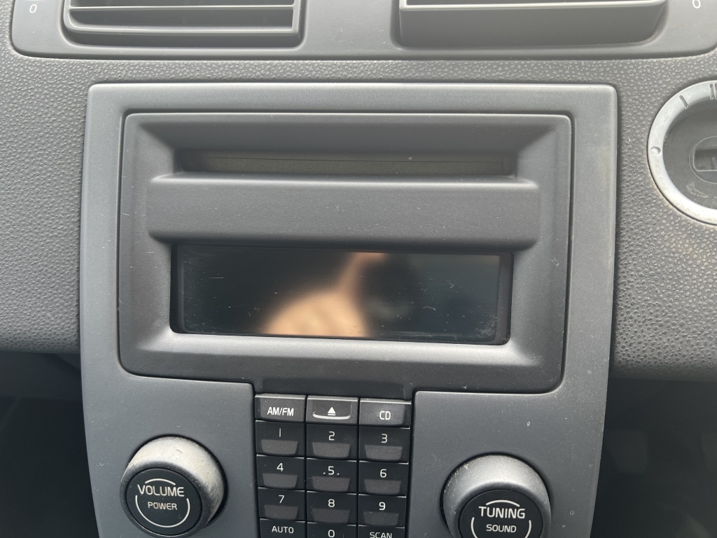 Vehicle 28