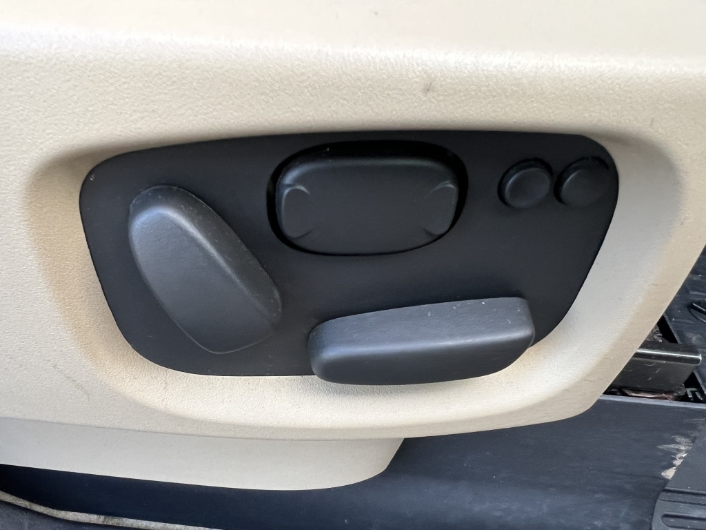 Used Land Rover Discovery 2010 for sale - 77300250: Photo 18