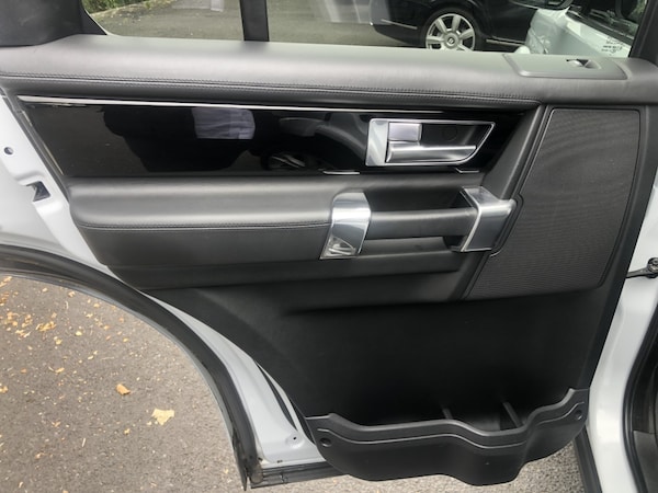 Used Land Rover Discovery 2016 for sale - 75644534: Photo 25