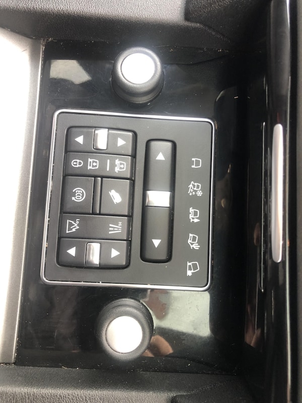 Used Land Rover Discovery 2016 for sale - 75644534: Photo 34