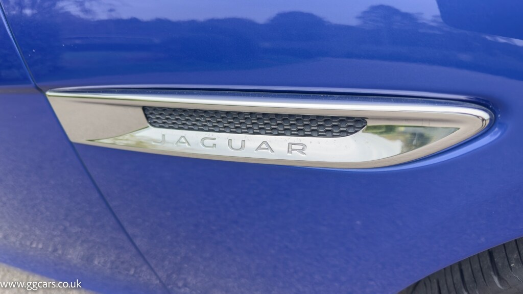 Used Jaguar XF 2019 for sale - 76058270: Photo 100